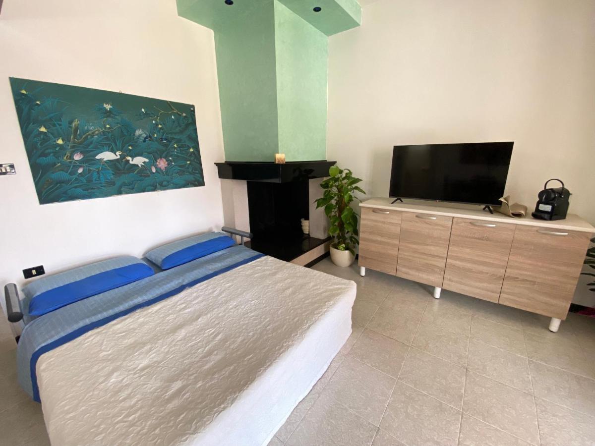 VILLETTA - 7' a piedi dal mare - WIFI - FREE PARKING San Foca Esterno foto